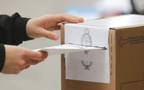 Mesa Redonda: La confiabilidad de las encuestas en los Estudios de Mercado y Opinión Pública